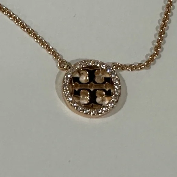 Tory Burch necklace - Picture 5 of 6